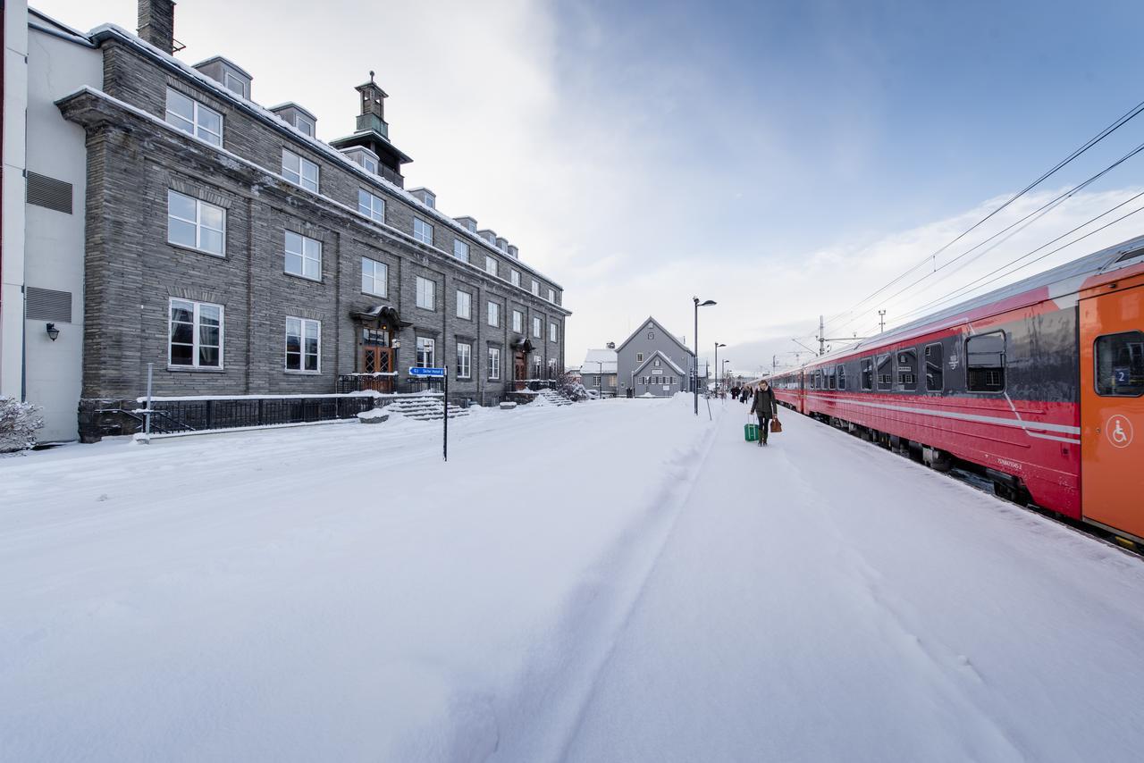 Oppdal Turisthotell Extérieur photo